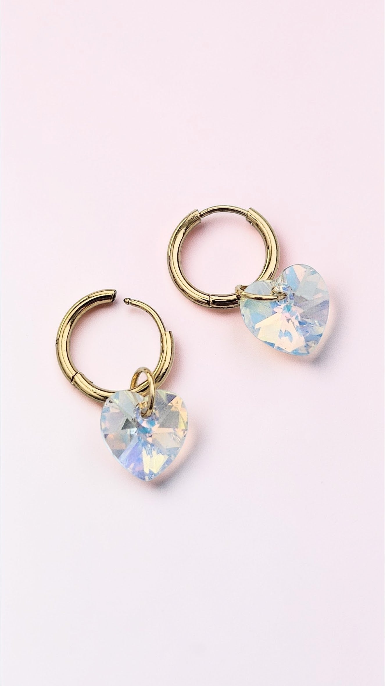 Huggie rengaskorvakorut Preciosa kristalleilla